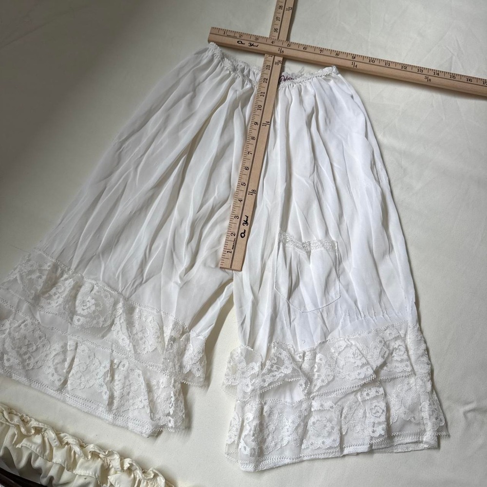 white lace pettipants bloomers - Picture 3 of 5